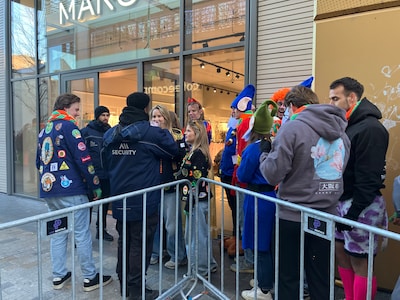 Onduidelijkheid in Tilburg: mogen jongeren nu wel of niet mee carnavallen?