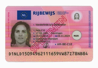 Uitstelgedrag door hoge prijzen: rijbewijs halen kost nu gemiddeld tussen 3000 en 3300 euro