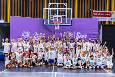 Basketbalclub Vlijmscherp wil met ‘She Got Game’ meer meiden kennis laten maken met de oranje bal