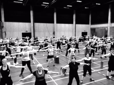 Werk aan je conditie en gewrichten: LDC ’t Gasthuis organiseert een les nordic walking in Essen