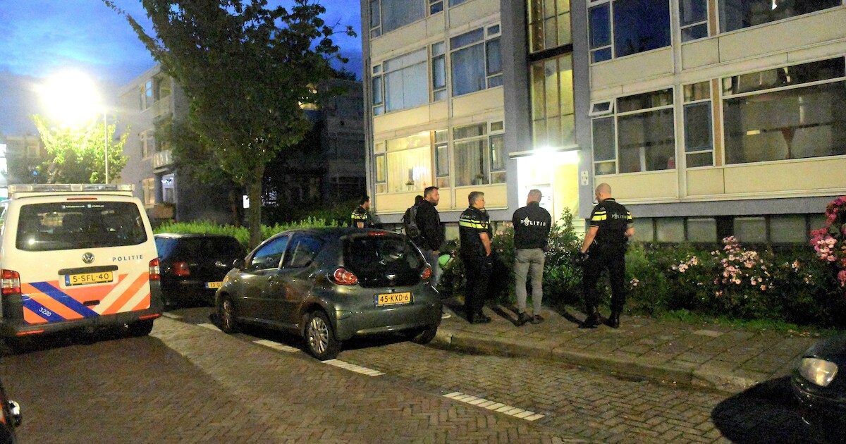 Vrouw lichtgewond bij steekpartij in portiekflat in Morgenstond