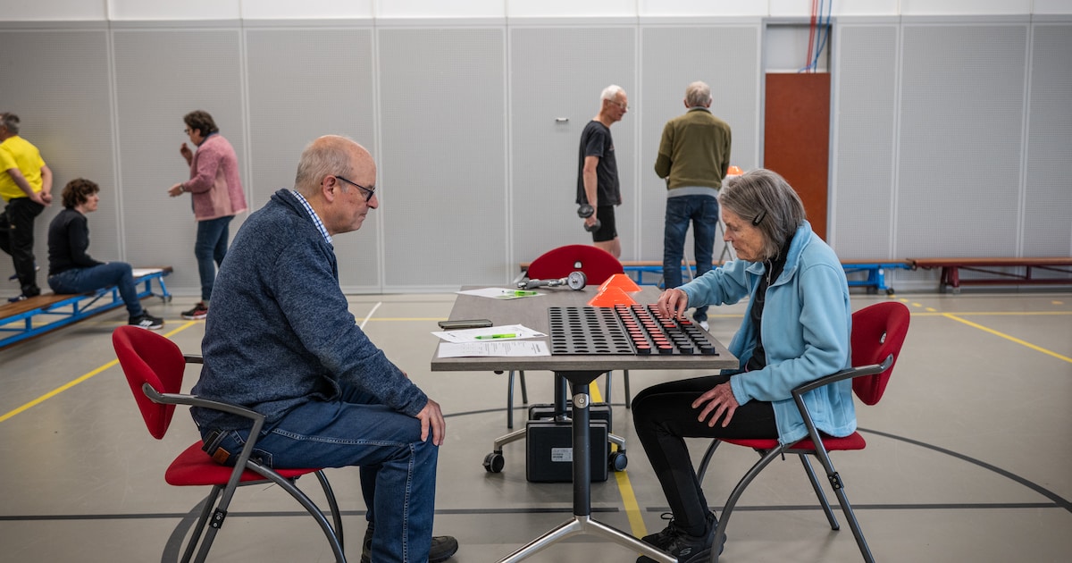 Vitaliteits- en informatiemarkt voor 55+'ers in Velden: verschillende testen voor vitaliteit