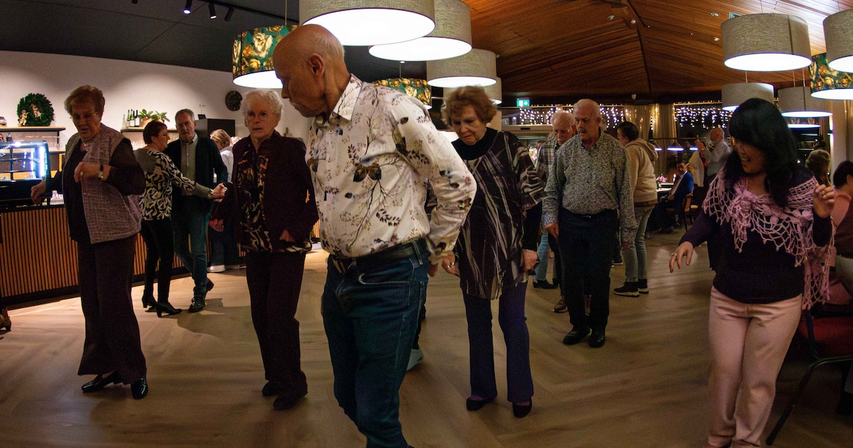 Seniorendanscafé met duo Jersey in Nijmegen