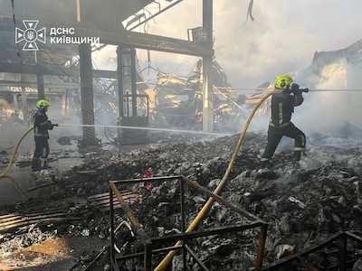 Rusland voert opnieuw luchtaanval uit op Kyiv: twaalf doden en tientallen gewonden