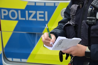 13-jarige Duitser opgepakt na wilde rit in auto van vader