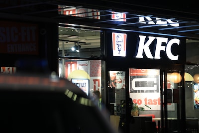 KFC in de Bogaard permanent gesloten, bedrijf niet tevreden met ‘kwaliteit en bereikbaarheid’
