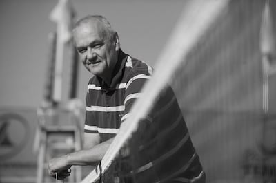 Wierden verliest tennisicoon Leo Dubbers (77): ‘De sport stond altijd op 1’