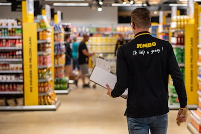 Jumbo roept nog meer kazen terug om mogelijke besmetting met listeriabacterie
