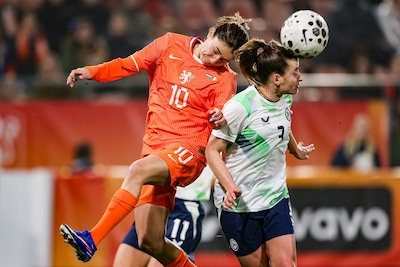 Oranje Leeuwinnen met Van de Donk tegen Polen, vanavond toch