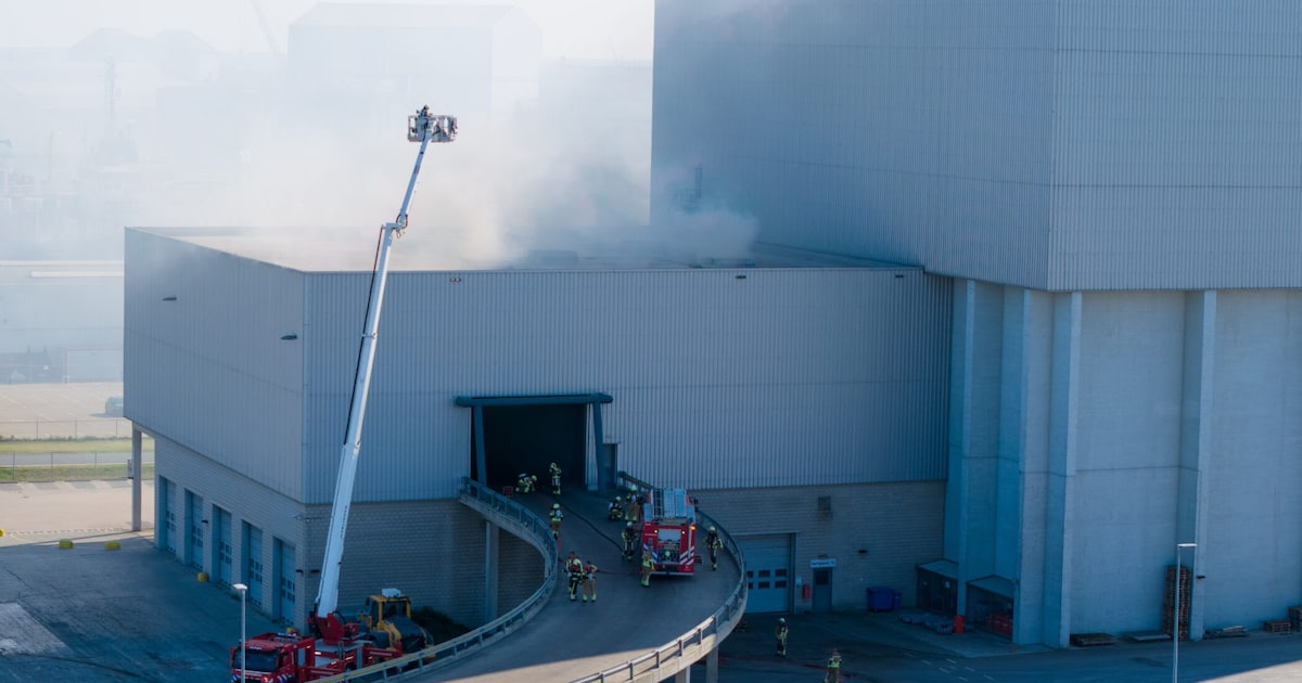 Brand bij afvalverwerker Omrin in Harlingen