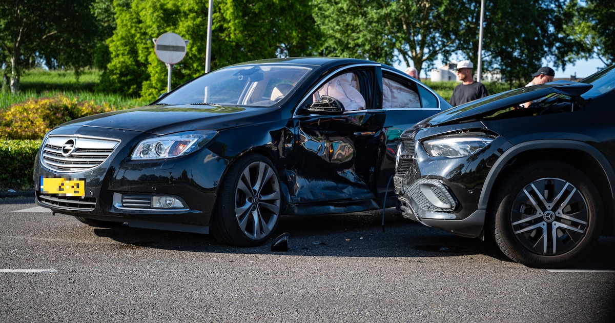 Ongeval bij tankstation in Spijkenisse: bestuurder aangehouden