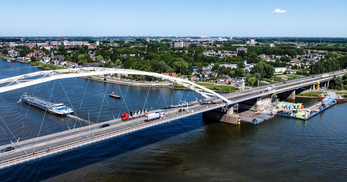 Gratis veerboten als alternatief tijdens onderhoud Papendrechtsebrug
