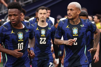 Braziliaan Wesley mist WK door blessure, Iraanse selectie on