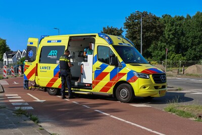 Scooterrijder gewond bij aanrijding op kruising in Rotterdam