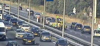 Ongeval met meerdere voertuigen op A1 bij Barneveld zorgt voor file richting Amersfoort