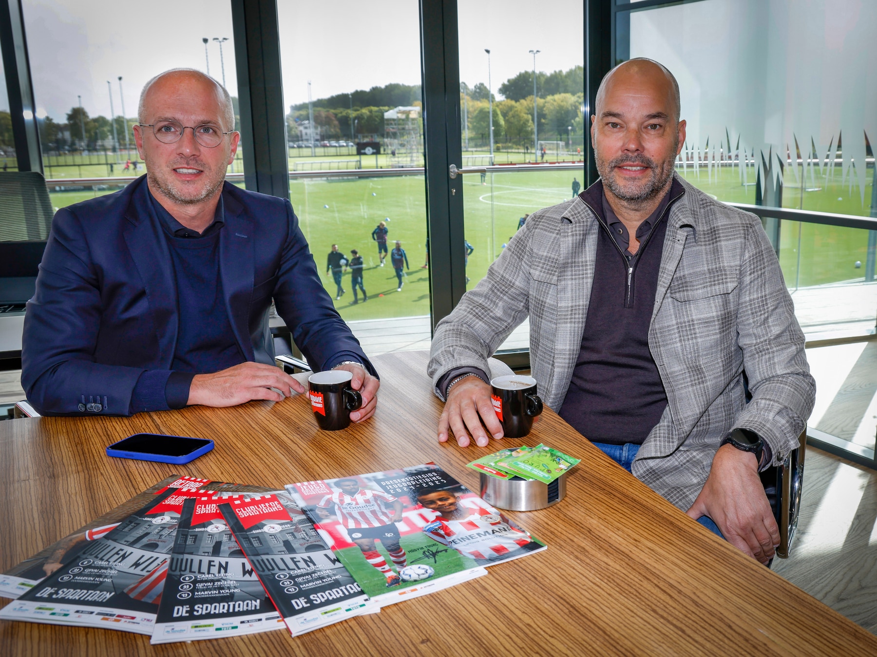 Sparta-directie droomt van groei, maar leert van vorig seizoen: ‘Voor je het weet gaat het over Europees voetbal’