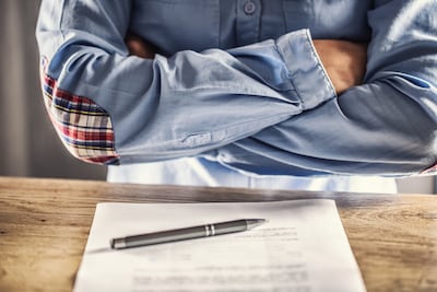 Jonge werknemer wordt via een appje ontslagen omdat ze ‘te vaak’ om uitbetaling salaris vraagt