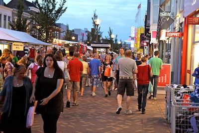 Eropuit! De zomeravondmarkt keert terug naar Veenendaal