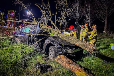 Twee mannen ernstig gewond bij ongeval A2 Eindhoven, hulpdiensten vinden lachgasflessen