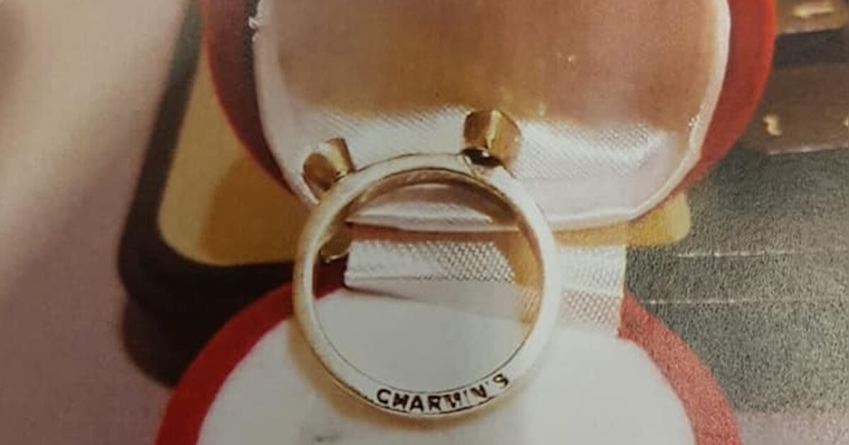 Politie treft man met mes en gouden ring in Liendert