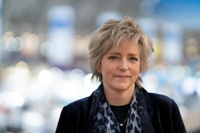 Schrijfster Karin Slaughter: ‘Het wordt opnieuw shitty om vrouw te zijn in de wereld’