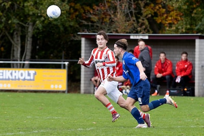 ASV’33 weet ‘slechtste wedstrijd van het seizoen’ te winnen en is van mindere reeks af: ‘We hadden g