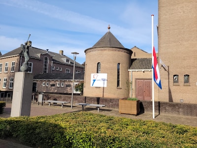 Dodenherdenking in Ulft met stille tocht en defilé