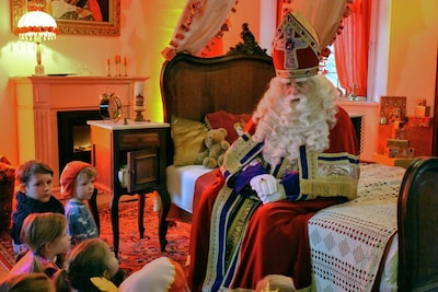 Sinterklaasfeest in winkelcentrum Rokkeveen in Zoetermeer