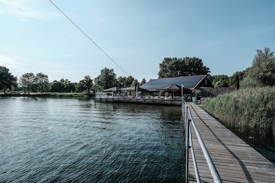 Beachclub wordt winterclub: hier huur je binnenkort een baan voor een winterse activiteit