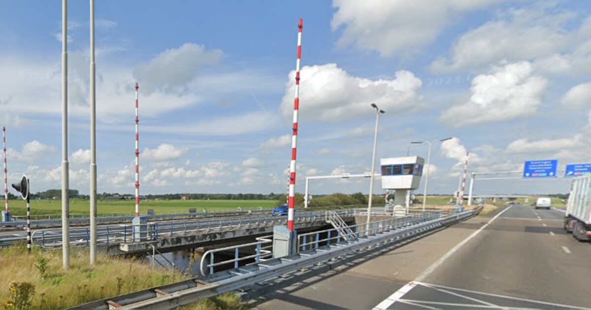 Verkeer opgelet: A6 tussen Joure en Sint Nicolaasga nacht dicht voor reparatie Scharsterrijnbrug