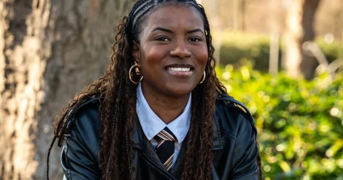 Stadsdichter Chanty Louis blijft tot 2027 actief in Alphen