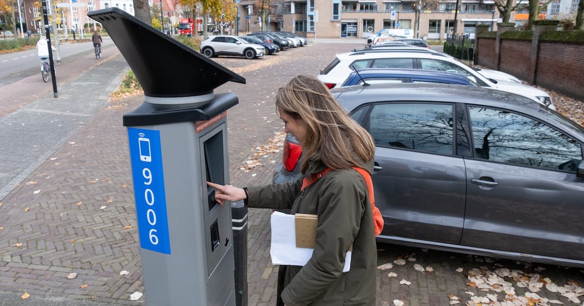 Amersfoort moet al anderhalve maand betalen om te parkeren, maar boetes? ‘Ik heb nog geen handhaver 