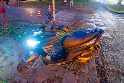 Scooterrijder gewond bij botsing in Oss, omstanders schieten direct te hulp en regelen zelfs het ver