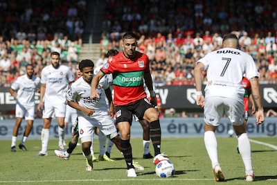Werk aan de winkel in tweede helft voor NEC: Telstar leidt ruim, Dick Schreuder brengt extra aanvaller