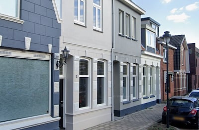 Fundaparel: vanuit dit sfeervolle huis uit 1895 loop je zó het Volkspark in