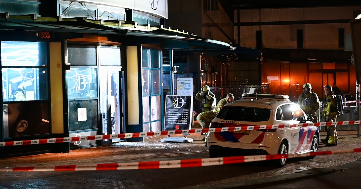 Explosie bij kapperszaak in winkelcentrum Utrecht-Overvecht