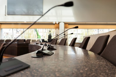 Na Zuidoost ook negatief advies voor PRO-bestuurders in Nieuw-West, raad nu aan zet