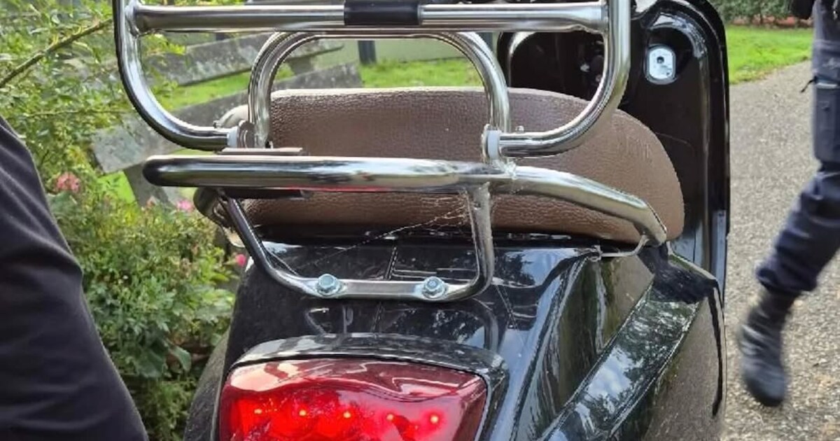 Politie zet verdachte van diefstal in Bergambacht vast aan gestolen scooter, meerdere personen opgep