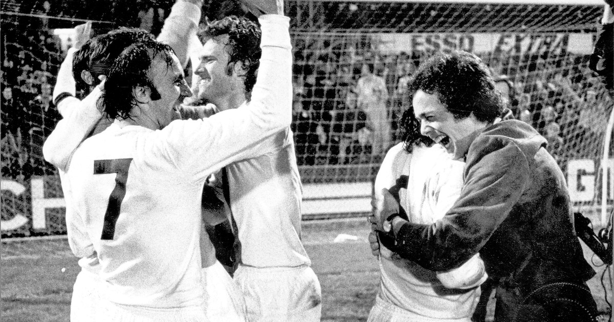 Bekerwinnaar en ‘man van de voorzet’ Dojcin Perazic (FC Den Haag) op 76 ...