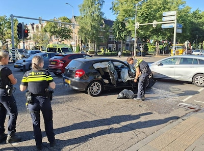 Ongeluk in centrum Nijmegen: verkeer volledig vastgelopen op Waalbrug