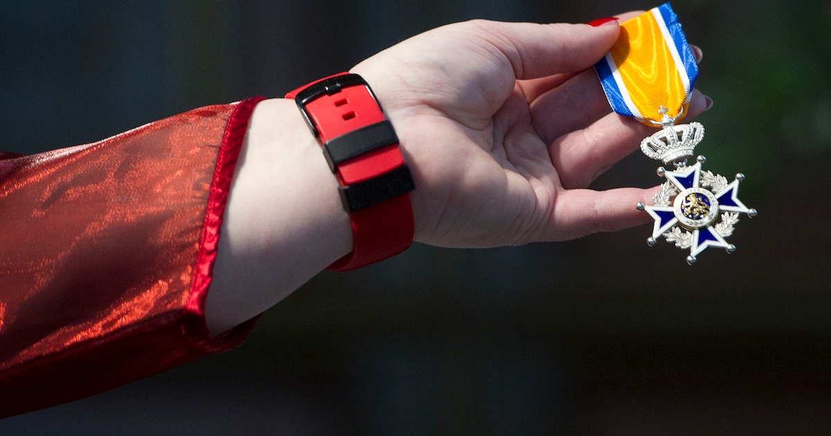 Gemeentelijke erepenning voor Het Groen Gasthuis in Warffum