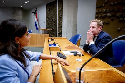 Praat mee: ook politici kunnen fouten maken, we moeten een ‘sorry’ van hen accepteren