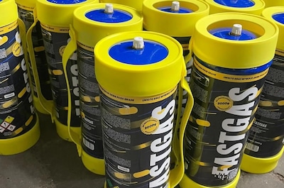 politie-den-bosch-vond-22-flessen-lachgas-in-een-bestelbusje