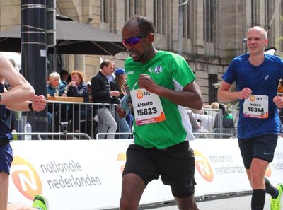 Ahmed liep in acht maanden tijd vijftien marathons; dit waren zijn favorieten: ‘Londen en Rotterdam’