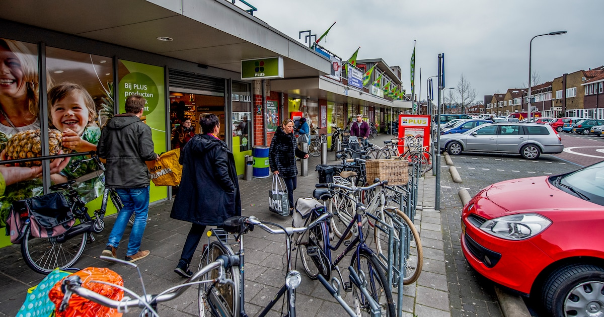 Meerdere raadsvragen over verwijderde blauwe zone bij supermarkt