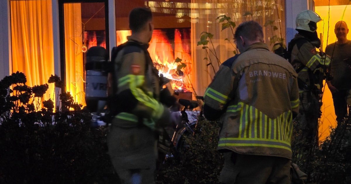 Vlammenzee op grote televisie: buurvrouw schrikt en belt de brandweer in Leeuwarden