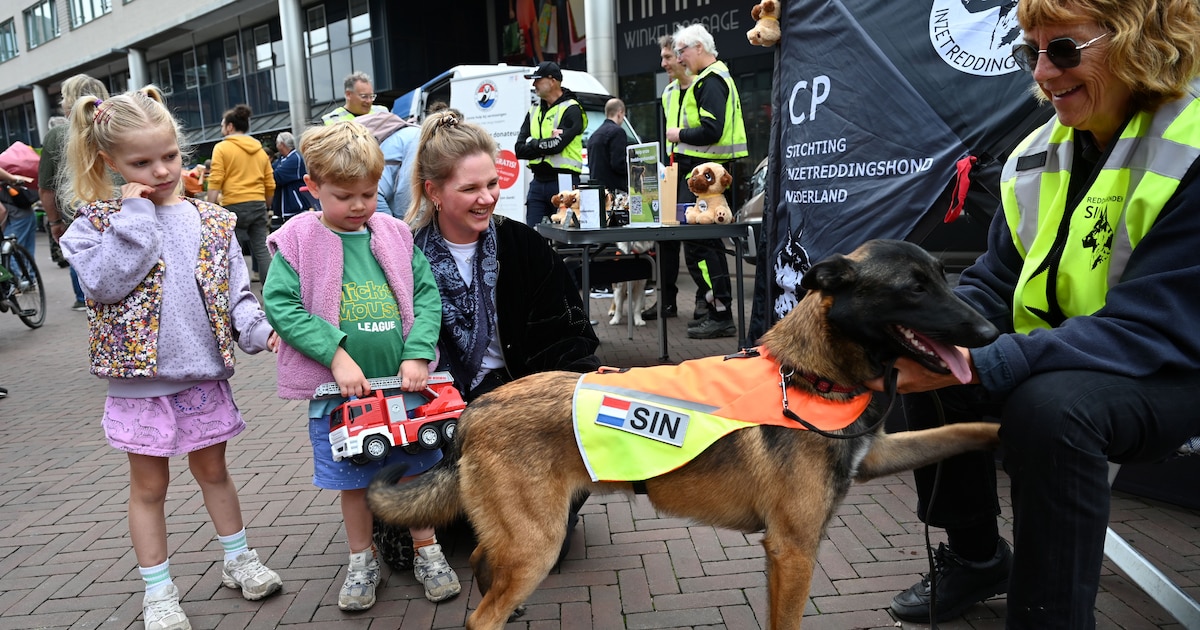Veiligheidsmarkt in Zeist valt in de smaak, mede dankzij de speurhond
