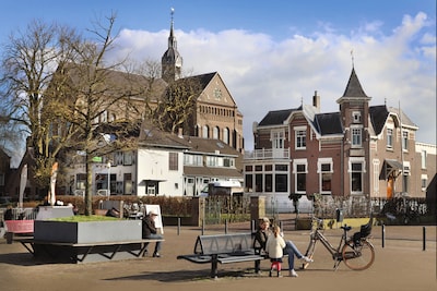 Kerk moet halsoverkop dicht door werk aan het plafond