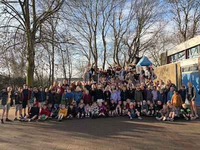 Oranje Nassau School in Zwammerdam haalt meer dan 4100 euro op voor KiKa