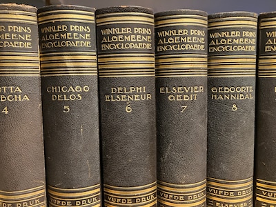 ChatGPT in 1936, welke antwoorden heeft de Winkler Prins encyclopedie?